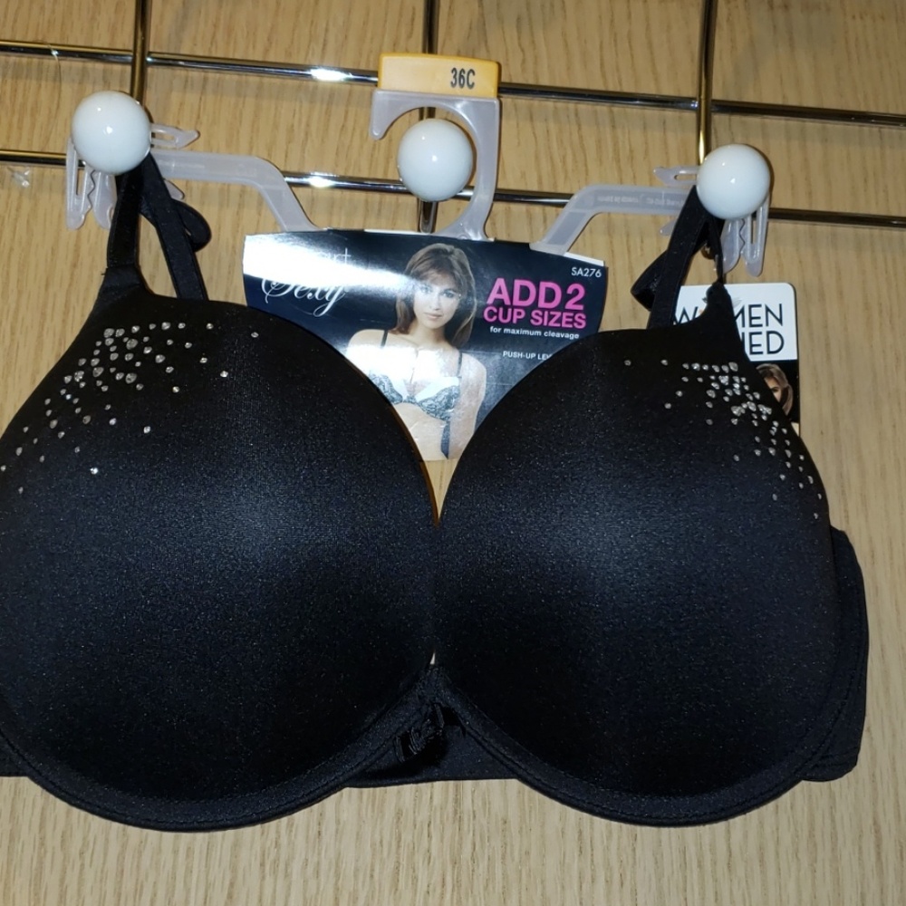 Black bra 36C